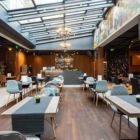Hotel Abrazo By Hmg Sofie